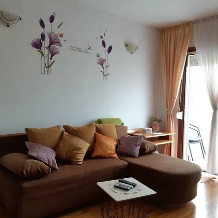 Apartment Longin Lamljana