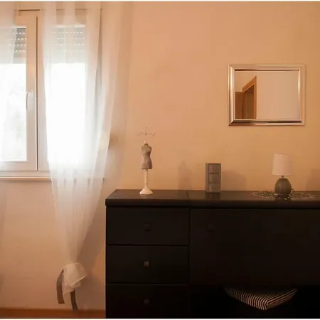 Apartment Longin Lamljana