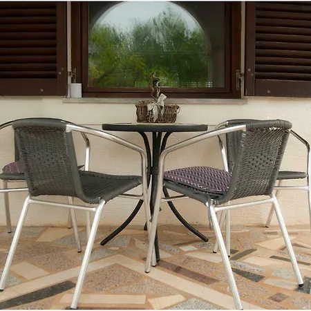 Longin Lamljana 公寓 *