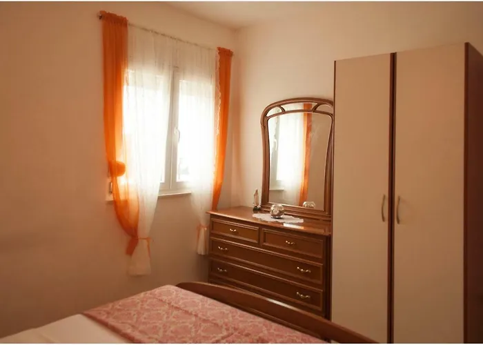 Longin Lamljana 公寓 *